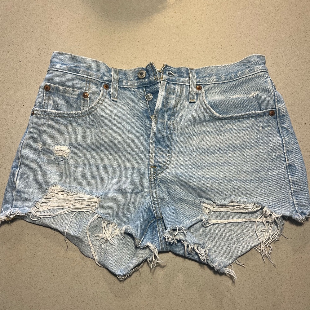 Levi 501 Jean Shorts